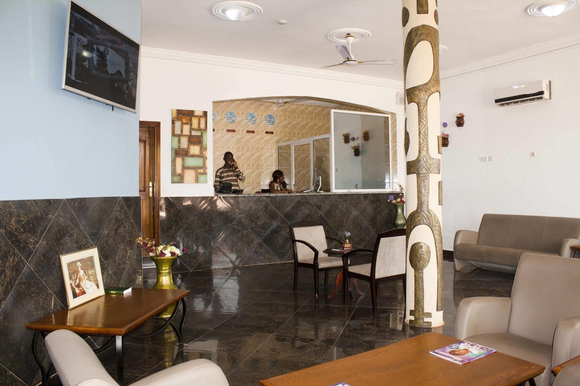 Grand Star Hotel North Legon Exterior foto